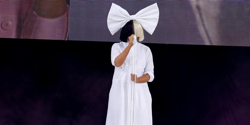 Sia (Copyright: Andy Kropa/Invision/AP)