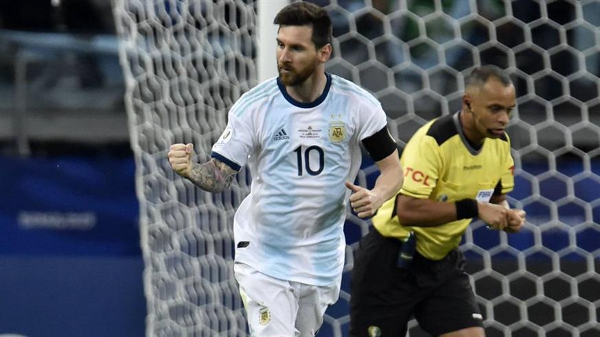 Το πέναλτι – γκολ του Λιονέλ Μέσι διατηρεί τις ελπίδες της Αργεντινής