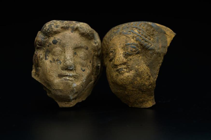 Κοσμήματα και μικρές σφραγίδες βρέθηκαν στον πλούσιο ρωμαϊκό οικισμό