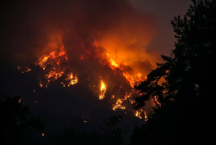 Φωτιά στην Ανδριανούπολη (ΑP)