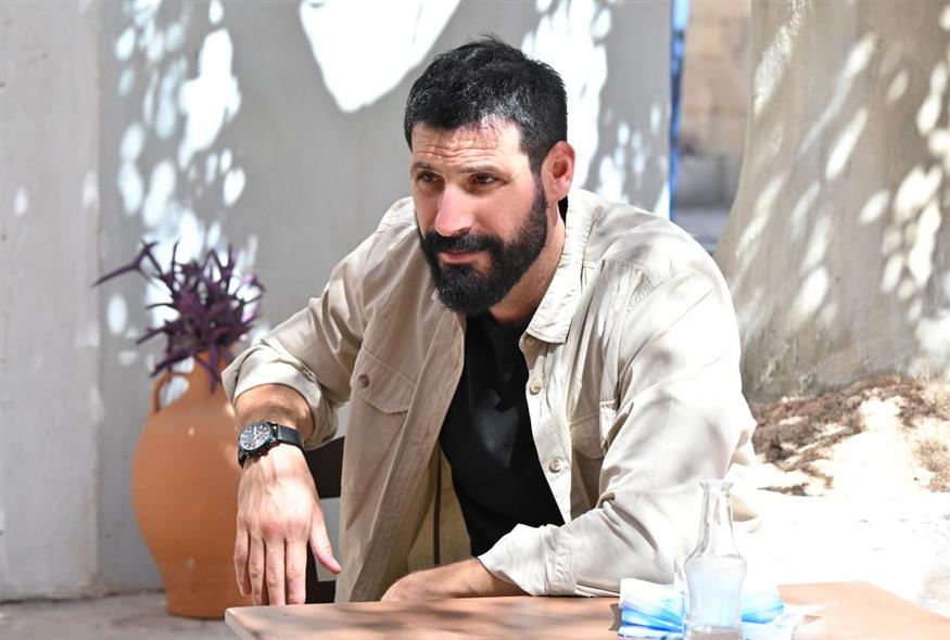 Θανάσης Πατριαρχέας «Τα social media είναι μια πιο άμεση προσέγγιση στο νεανικό κοινό» λέει ο Θανάσης Πατριαρχέας (Copyright: ΕΡΤ)