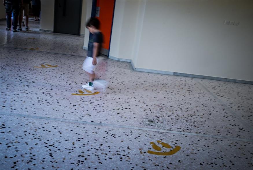 Μαθητής σε δημοτικό σχολείο (Eurokinissi)