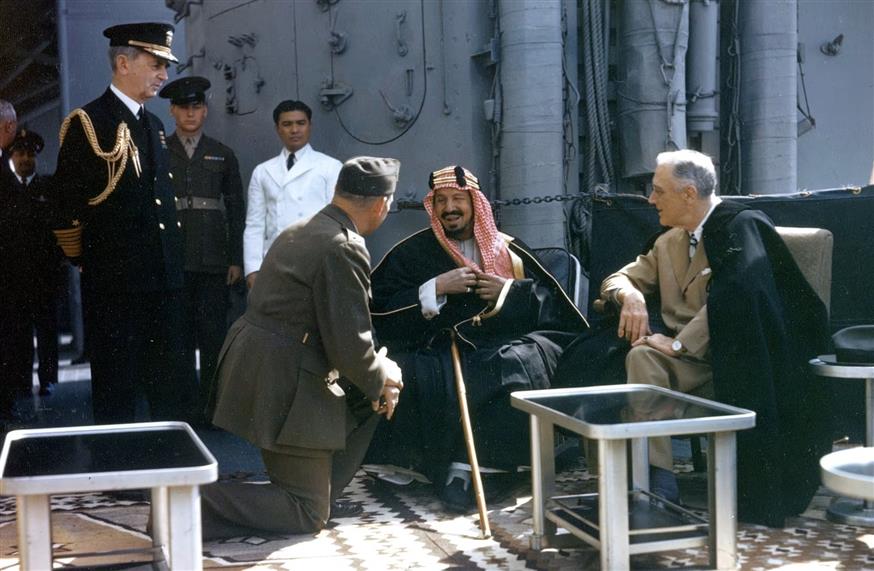 Άσπονδοι φίλοι...