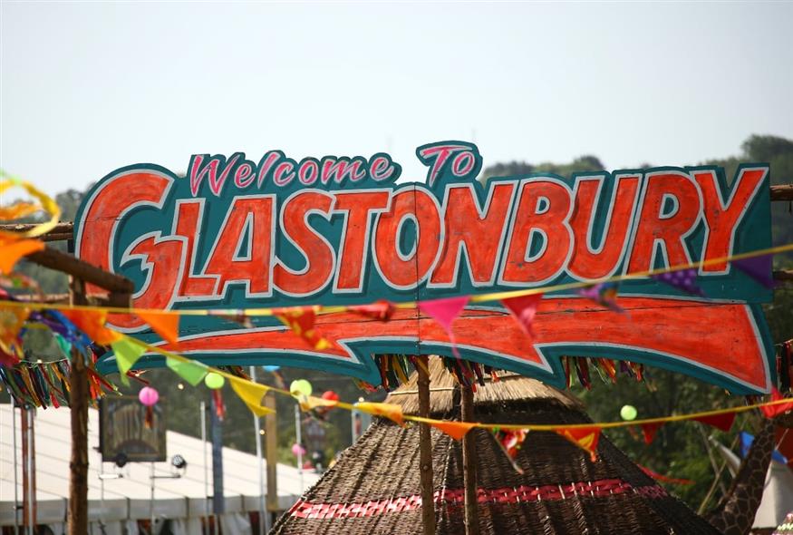 Glastonburry (AP)