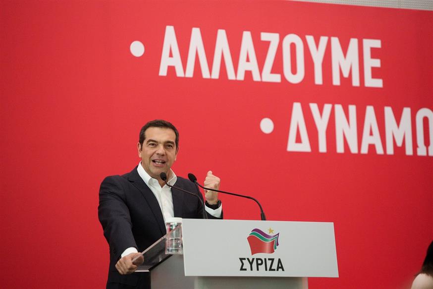 Ο Αλέξης Τσίπρας στο βήμα της Κεντρικής Επιτροπής του ΣΥΡΙΖΑ (EUROKINISSI/ ΚΟΝΤΑΡΙΝΗΣ ΓΙΩΡΓΟΣ)