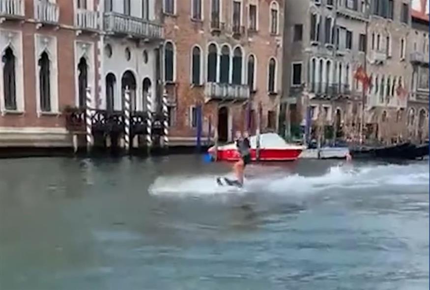 Σερφ στη Βενετία