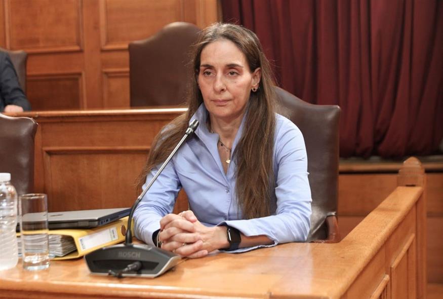 Η Παρασκευή Τυχεροπούλου κατά την κατάθεσή της στην Εξεταστική Επιτροπή για το σκάνδαλο του ΟΠΕΚΕΠΕ (Eurokinissi)