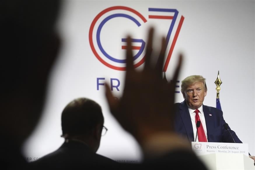 Ο Αμερικανός πρόεδρος στο βήμα της G7 (AP Photo/Andrew Harnik)