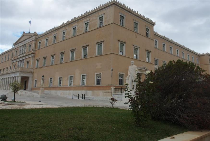 (Το κτίριο της Βουλή) ΚΟΝΤΑΡΙΝΗΣ ΓΙΩΡΓΟΣ/EUROKINISSI