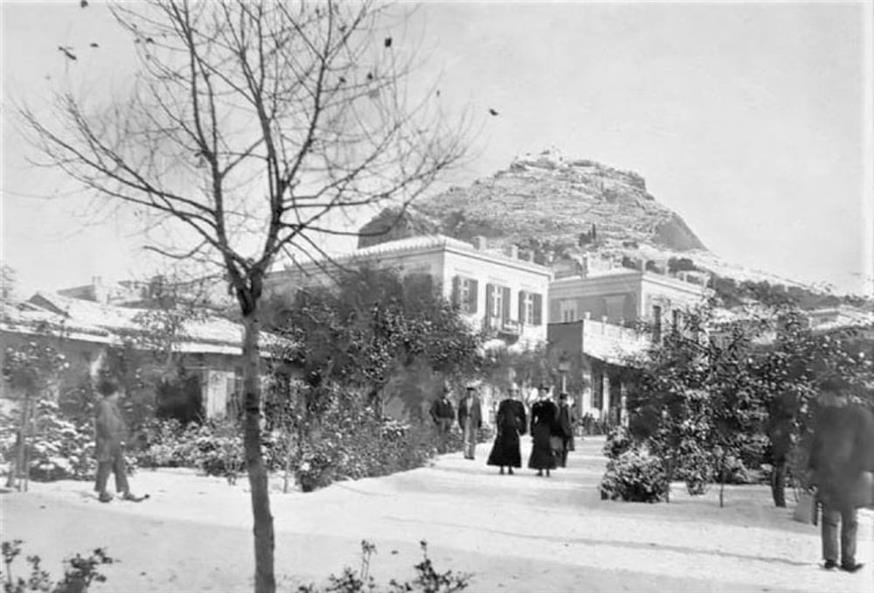 Η Αθήνα του 1900 στα χιόνια.