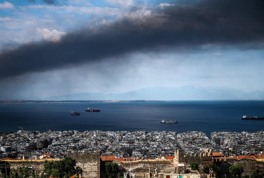 Τοξικό νέφος στη Θεσσαλονίκη Τοξικό νέφος στη Θεσσαλονίκη