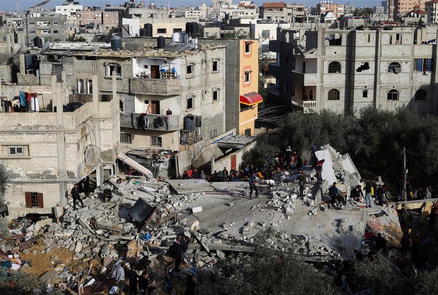 Ισραηλινή επίθεση στη Γάζα (AP Photo/Hatem Ali)