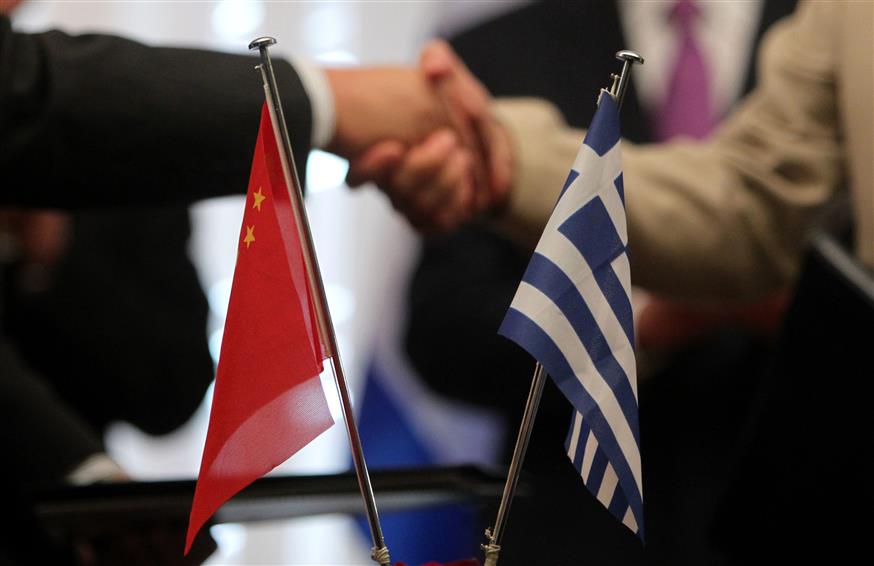Κίνα - Ελλάδα/(AP Photo/Petros Giannakouris)