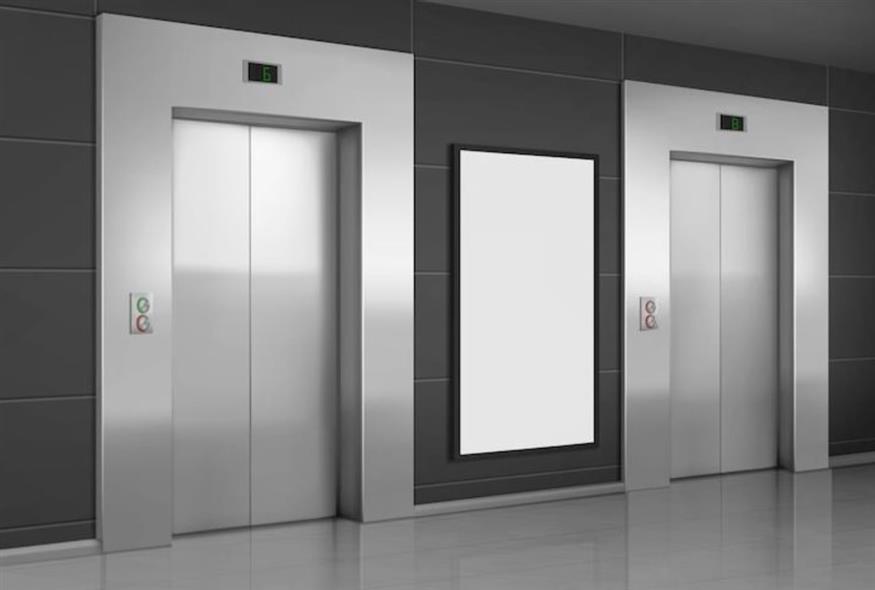 Ανελκυστήρας (Freepik)