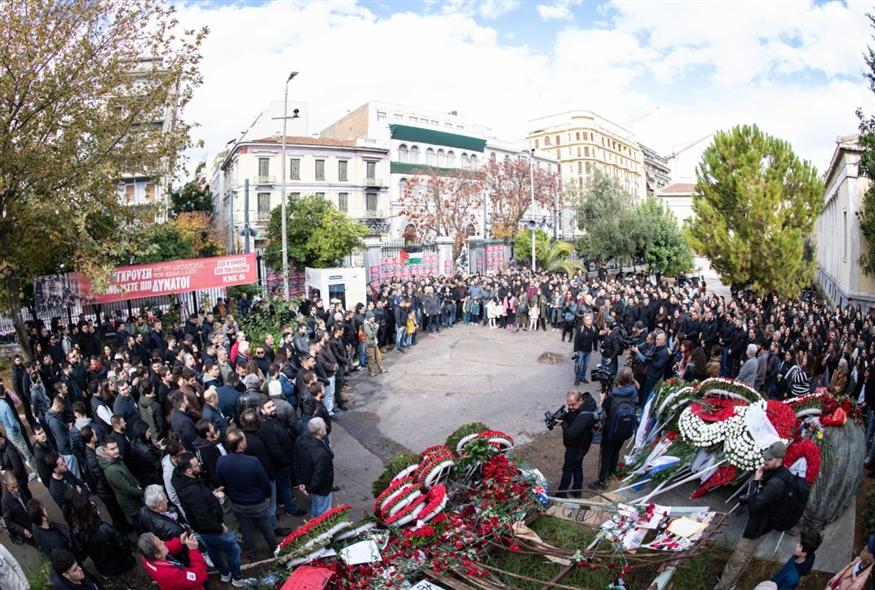 Κόσμος στις εκδηλώσεις για την επέτειο του Πολυτεχνείου