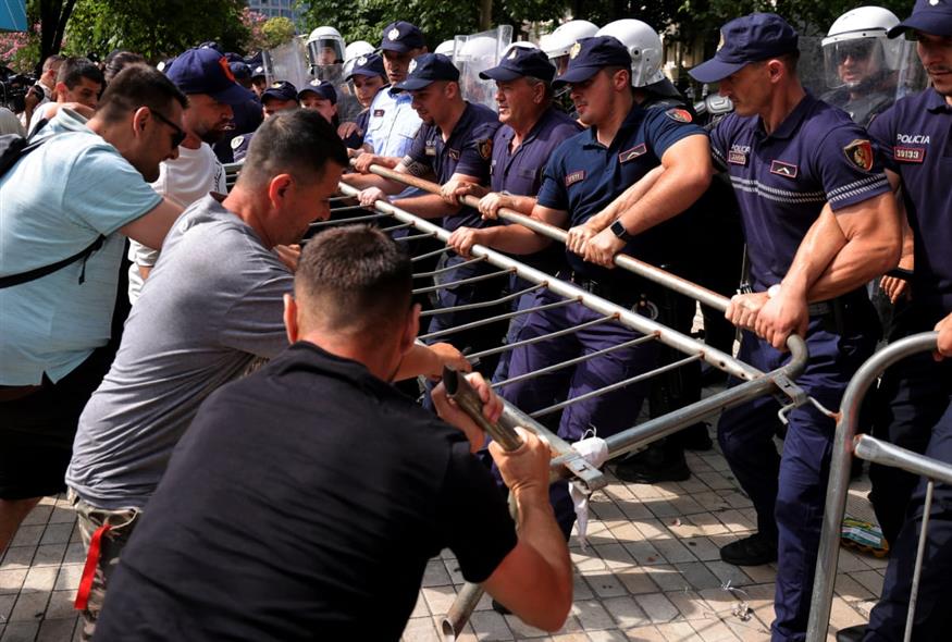 Επεισόδια στην Αλβανία Επεισόδια στην Αλβανία