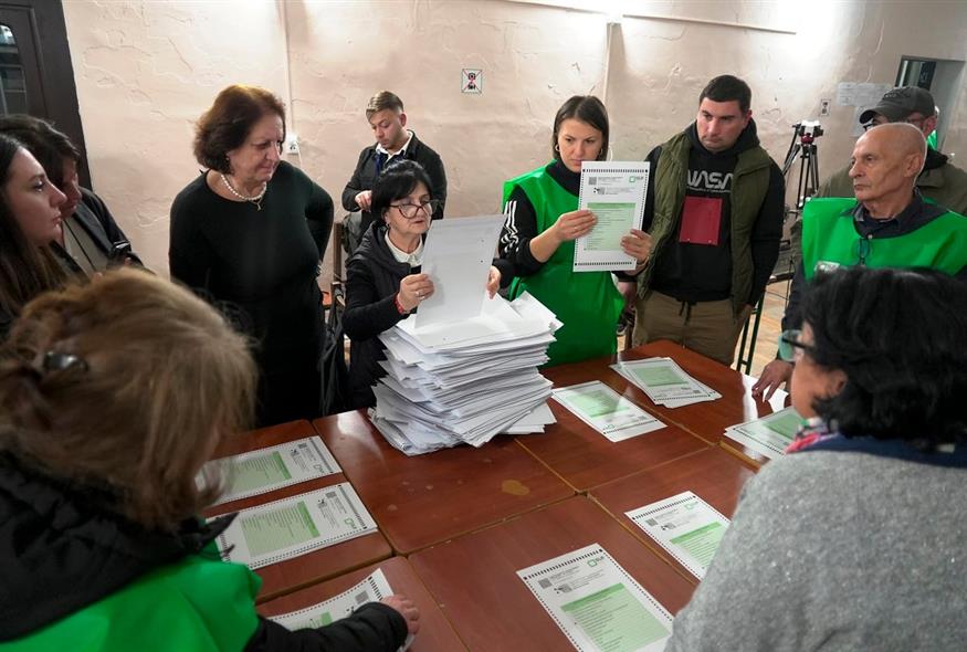 Εκλογές στη Γεωργία (AP Photo/Kostya Manenkov)