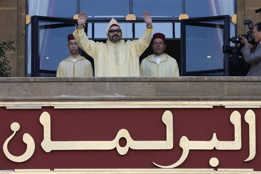 O βασιλιάς του Μαρόκο  (AP Photo/Abdeljalil Bounhar)