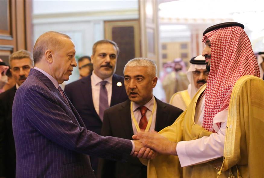 Ο Τούρκος πρόεδρος στη Σαουδική Αραβία/Turkish Presidency via AP