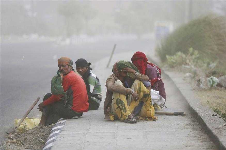 Οι Αρχές εκφράζουν φόβους πως οι νεκροί θα αυξηθούν (AP Photo/Channi Anand)