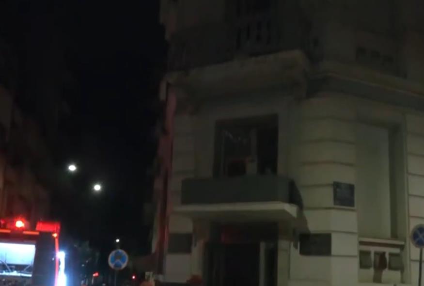 Φωτιά σε ξενοδοχείο στην Αθήνα (ΕΡΤ)