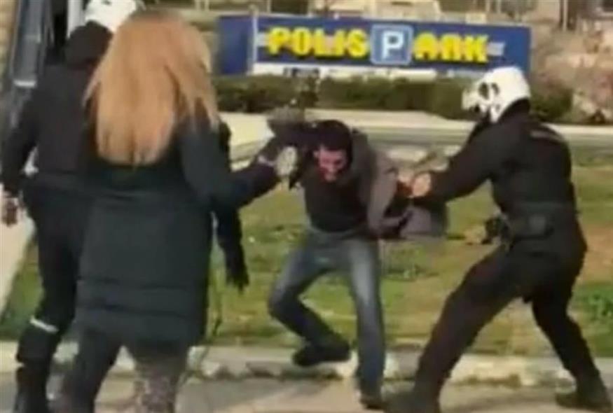 Νέα Σμύρνη - Ξυλοδαρμός πολίτη από αστυνομικούς το 2021