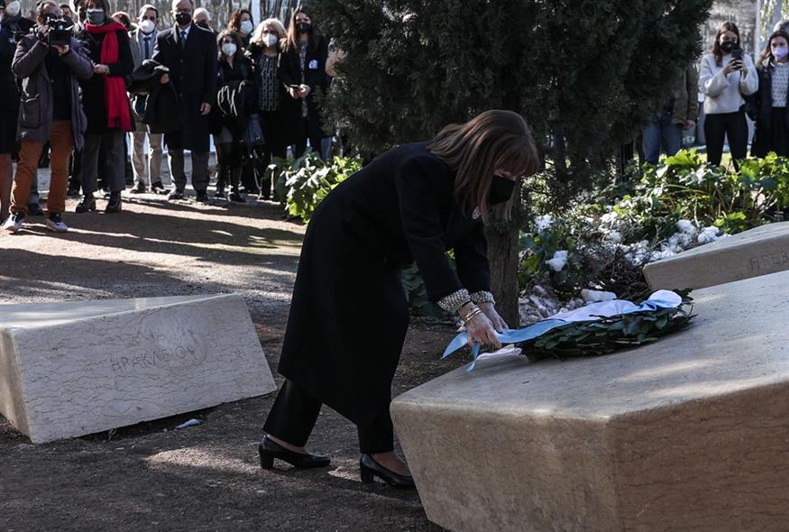 Mνημείο Ολοκαυτώματος Ελλήνων Εβραίων στο Θησείο (ΒΑΣΙΛΗΣ ΡΕΜΠΑΠΗΣ/EUROKINISSI)