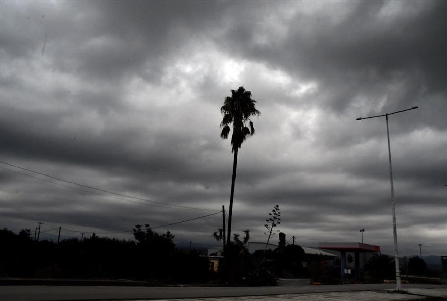Το πρώτο, φθινοπωρινό κύμα κακοκαιρίας είναι προ των πυλών (φωτογραφία αρχείου/ Eurokinissi)