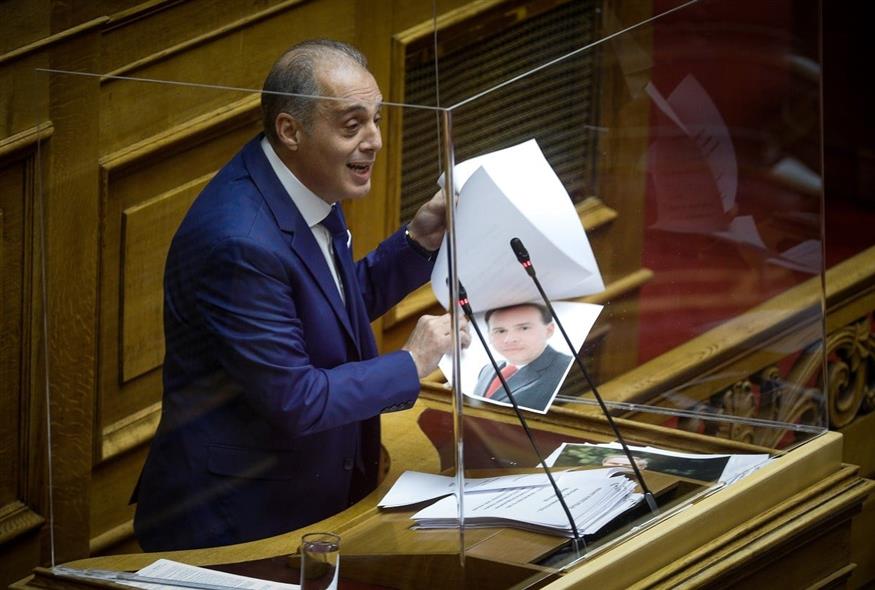 Ο Κυριάκος Βελόπουλος στο βήμα της Βουλής (Eurokinissi)