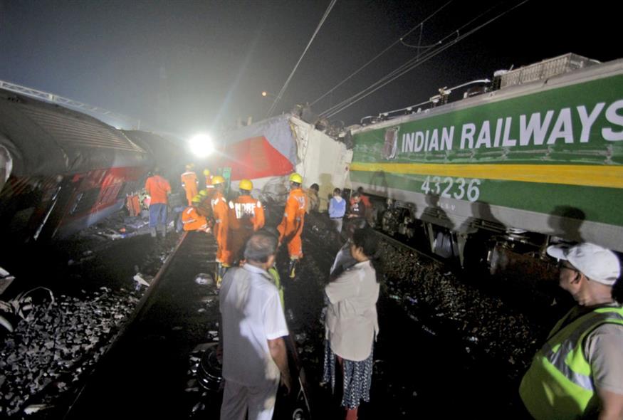 Σιδηροδρομικό δυστύχημα στην Ινδία/AP IMAGES