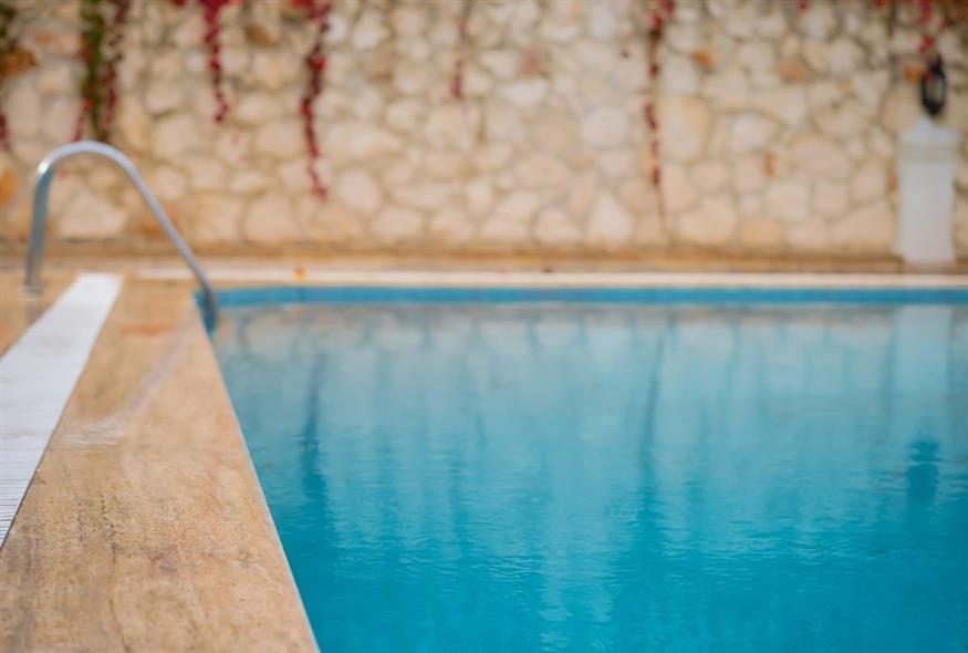 Πισίνα (Φωτογραφία αρχείου/Freepik)