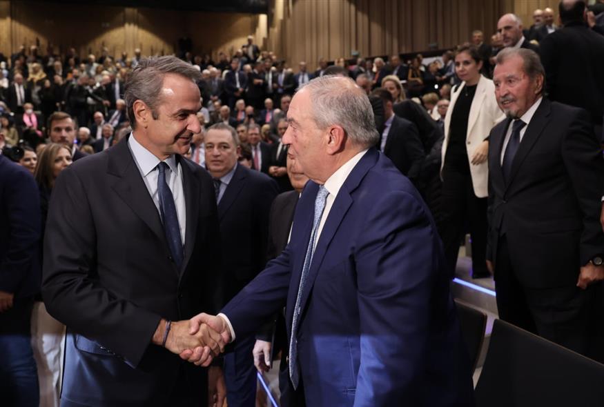 Κυριάκος Μητσοτάκης και Κώστας Καραμανλής (INTIME NEWS/ΛΙΑΚΟΣ ΓΙΑΝΝΗΣ)