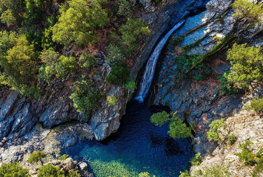 Σοβαρά τραυματισμένη 20χρονη μετά από πτώση σε Βάθρες της Σαμοθράκης (EUROKINISSI)