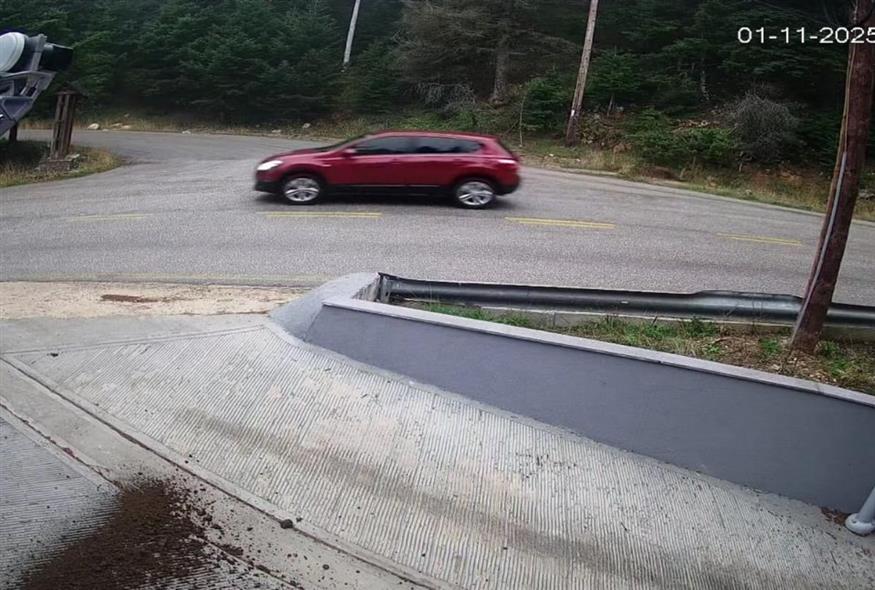 Το όχημα των δραστών που χρησιμοποιήθηκε στην εκτέλεση του Γιάννη Λάλα