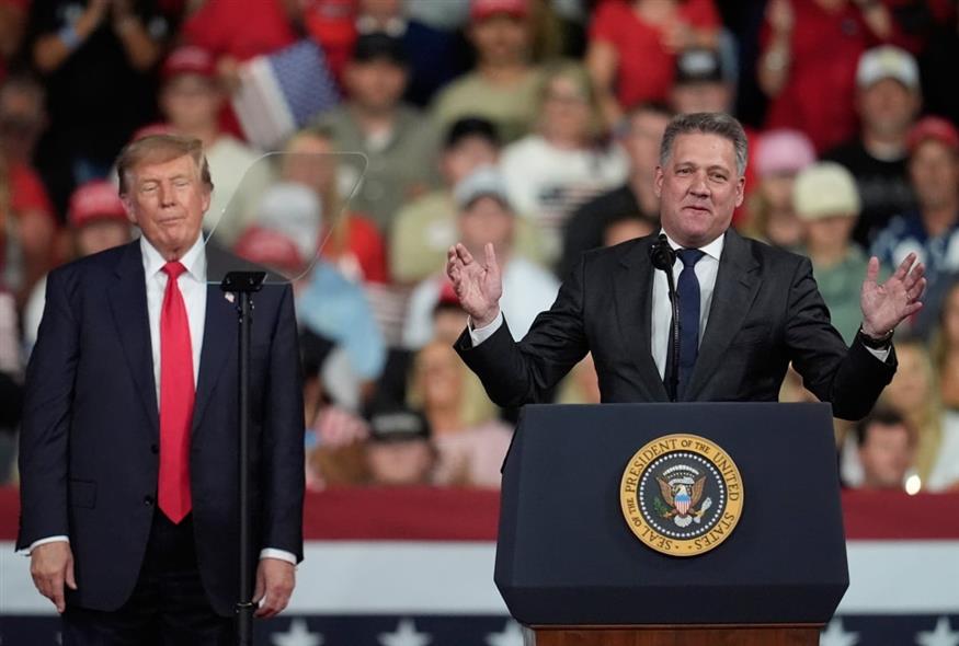 Γκέρνοτ Ντέλνερ-Nτόναλντ Τραμπ (AP)