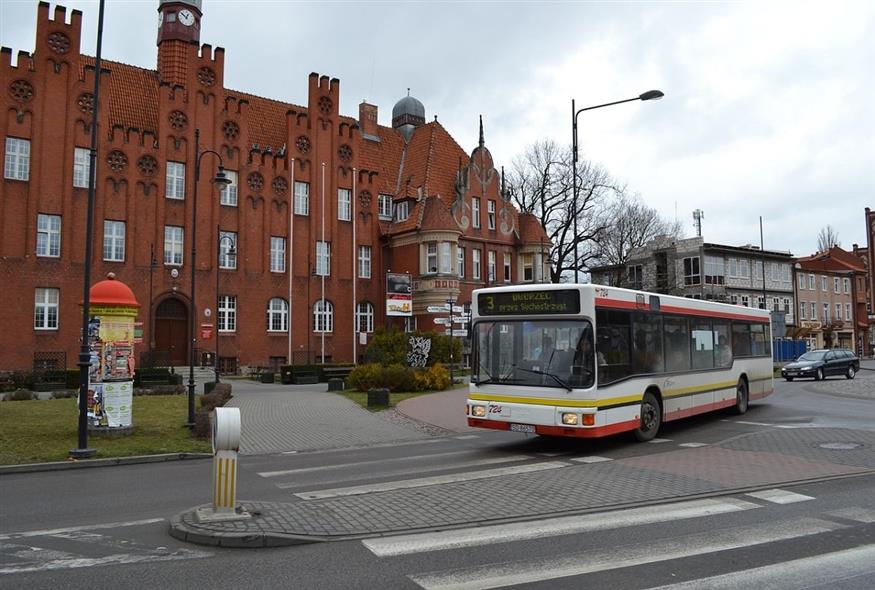 Λεωφορείο στην Πολωνία (Pixabay)