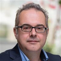 Σπύρος Αποστόλου