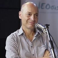 Μάνος Ματσαγγάνης