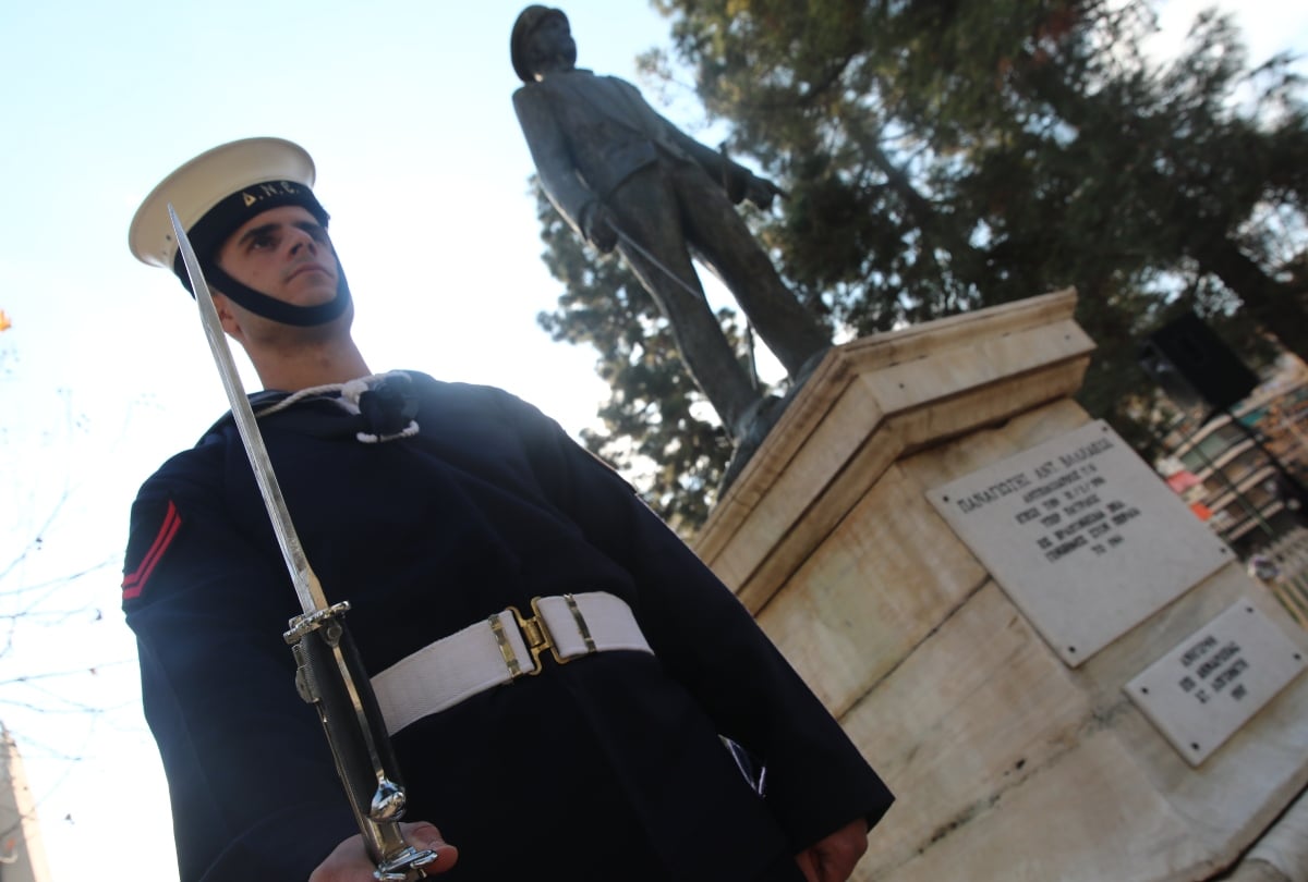 Κρίση των Ιμίων: Καλύτερα τρεις νεκροί παρά 1003 – Ακόμα 5 φορές που οι ελληνικές βραχονησίδες έγιναν πρώτη είδηση