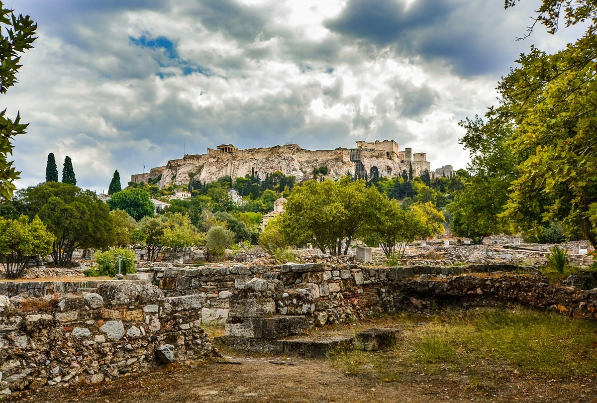 Μεγάλη ανακάλυψη Ιταλών ερευνητών: Βρήκαν τον χώρο ταφής του Πλάτωνα στην Αθήνα;
