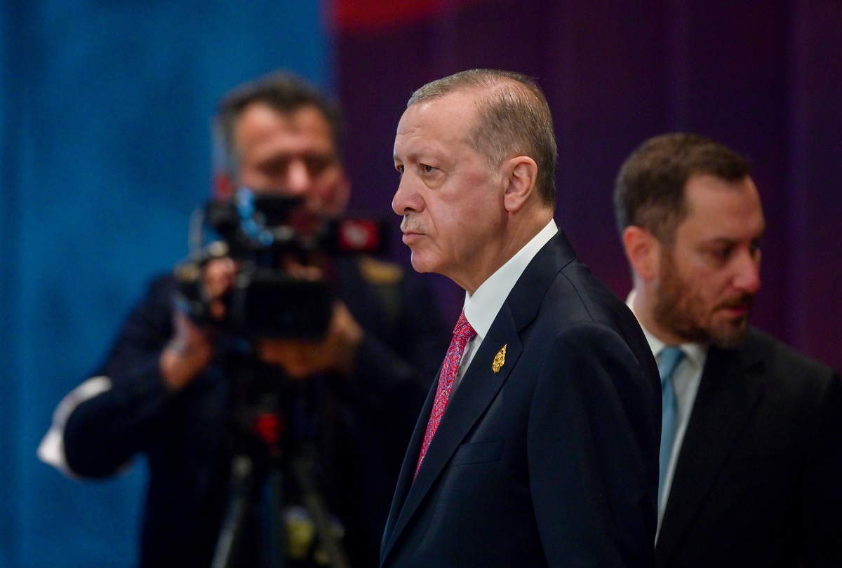 Προάγγελος ισχυρότερων πιέσεων προς την Τουρκία το κλείσιμο των δυτικών προξενείων: Θα αγριέψει ή θα υποχωρήσει ο Ερντογάν;