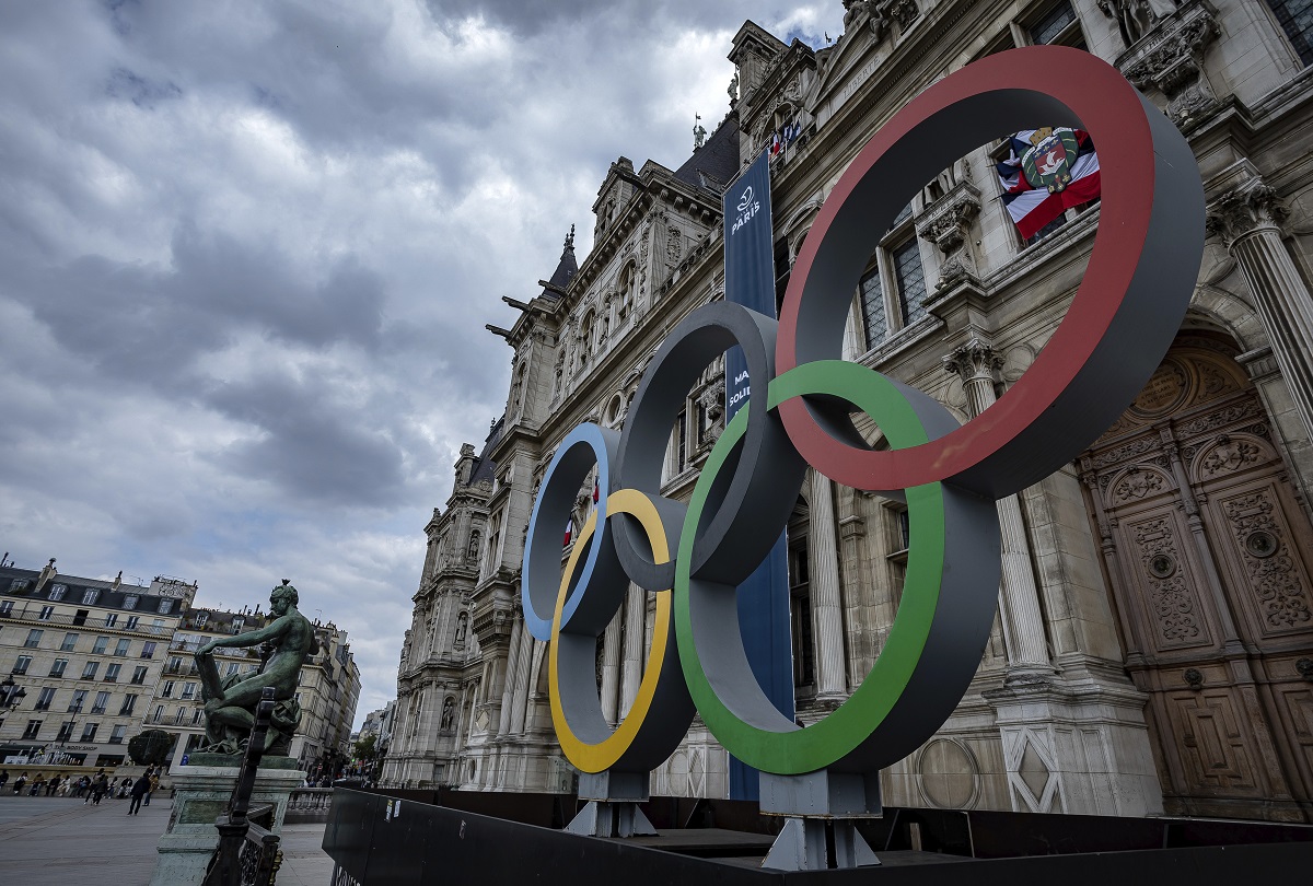 Συναγερμός στο Παρίσι: Έκλεψαν τα σχέδια για την ασφάλεια των Ολυμπιακών Αγώνων