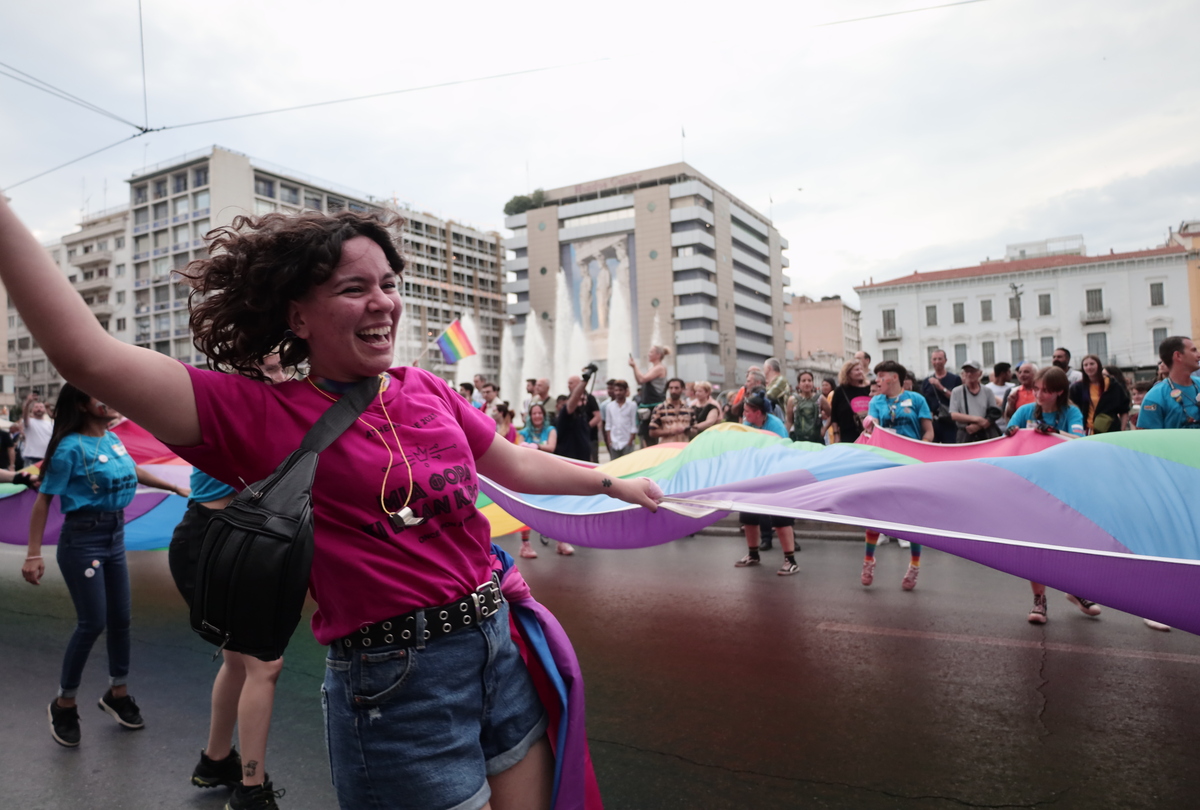Athens Pride 2023: Πλήθος κόσμου, χρώματα και ηχηρά μηνύματα - Φωτογραφίες από την Πορεία Περηφάνιας