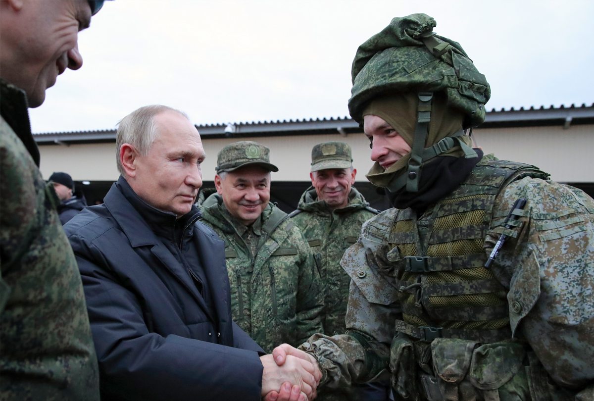 Θα σηκώσει το γάντι ο Πούτιν μετά την «πρόταση» Μπάιντεν για διάλογο; Οι όροι που βάζει το Κρεμλίνο για τις διαπραγματεύσεις