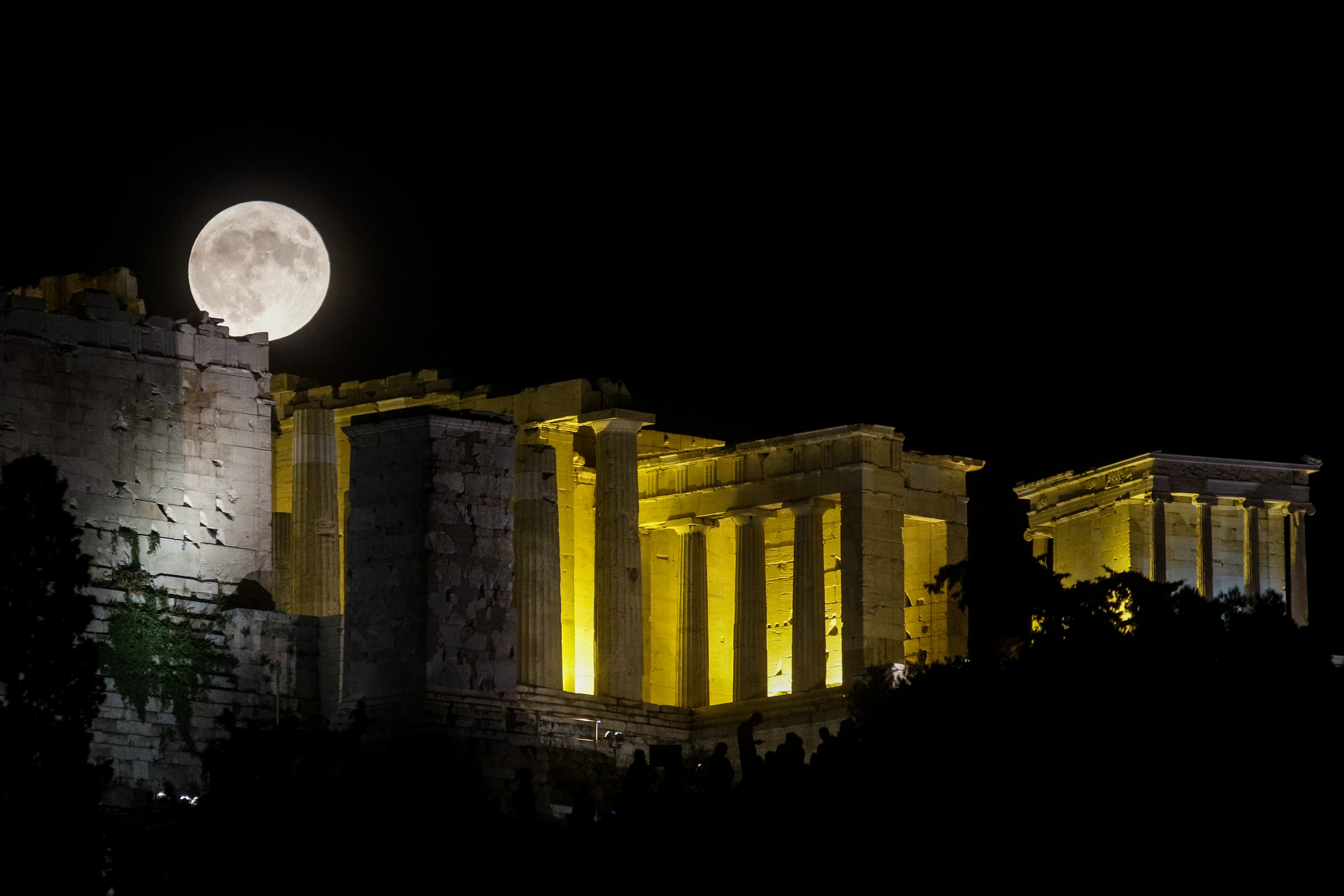 Η πανσέληνος στην Ακρόπολη