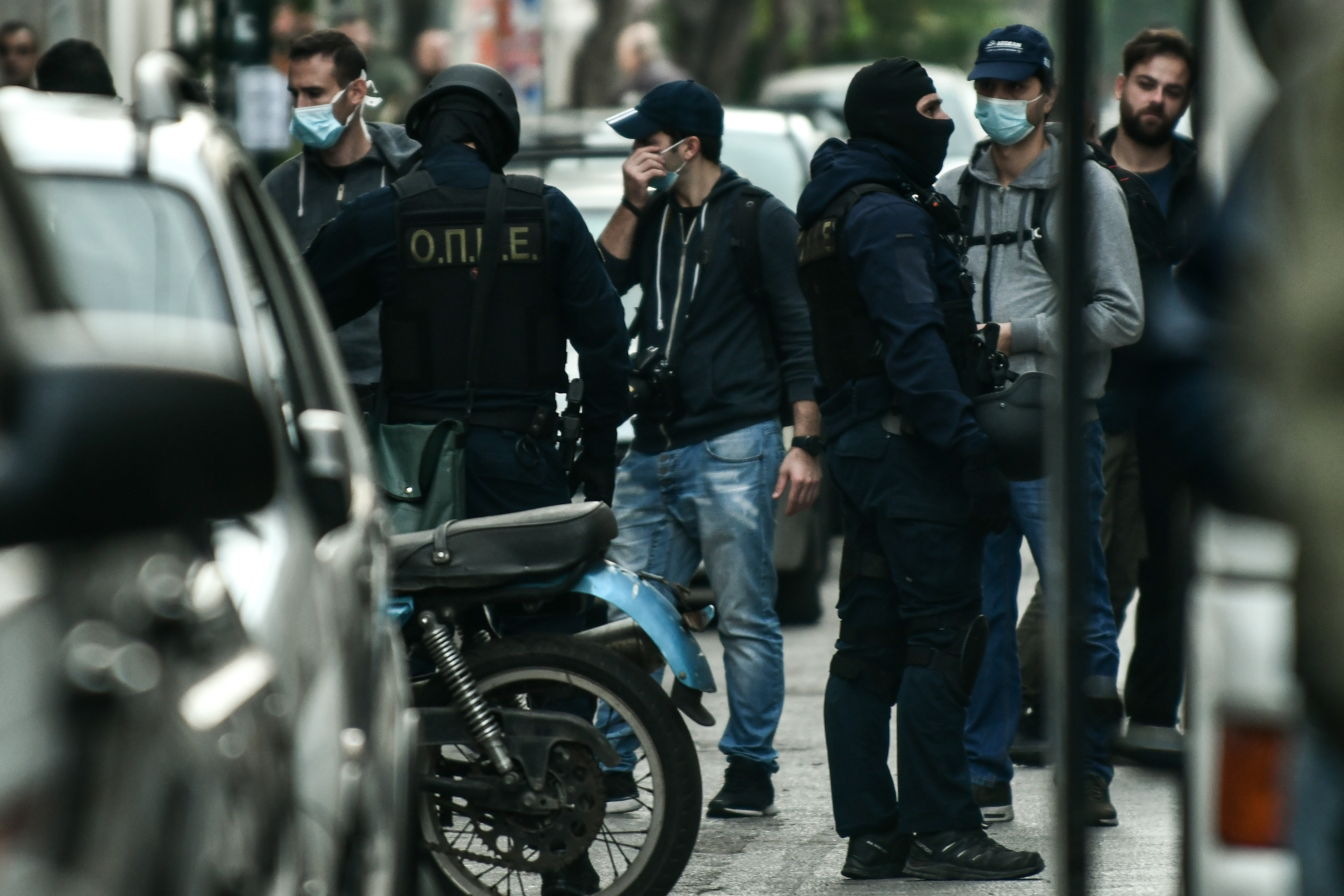 4951453.jpg Εκκένωση κατάληψης στα Εξάρχεια