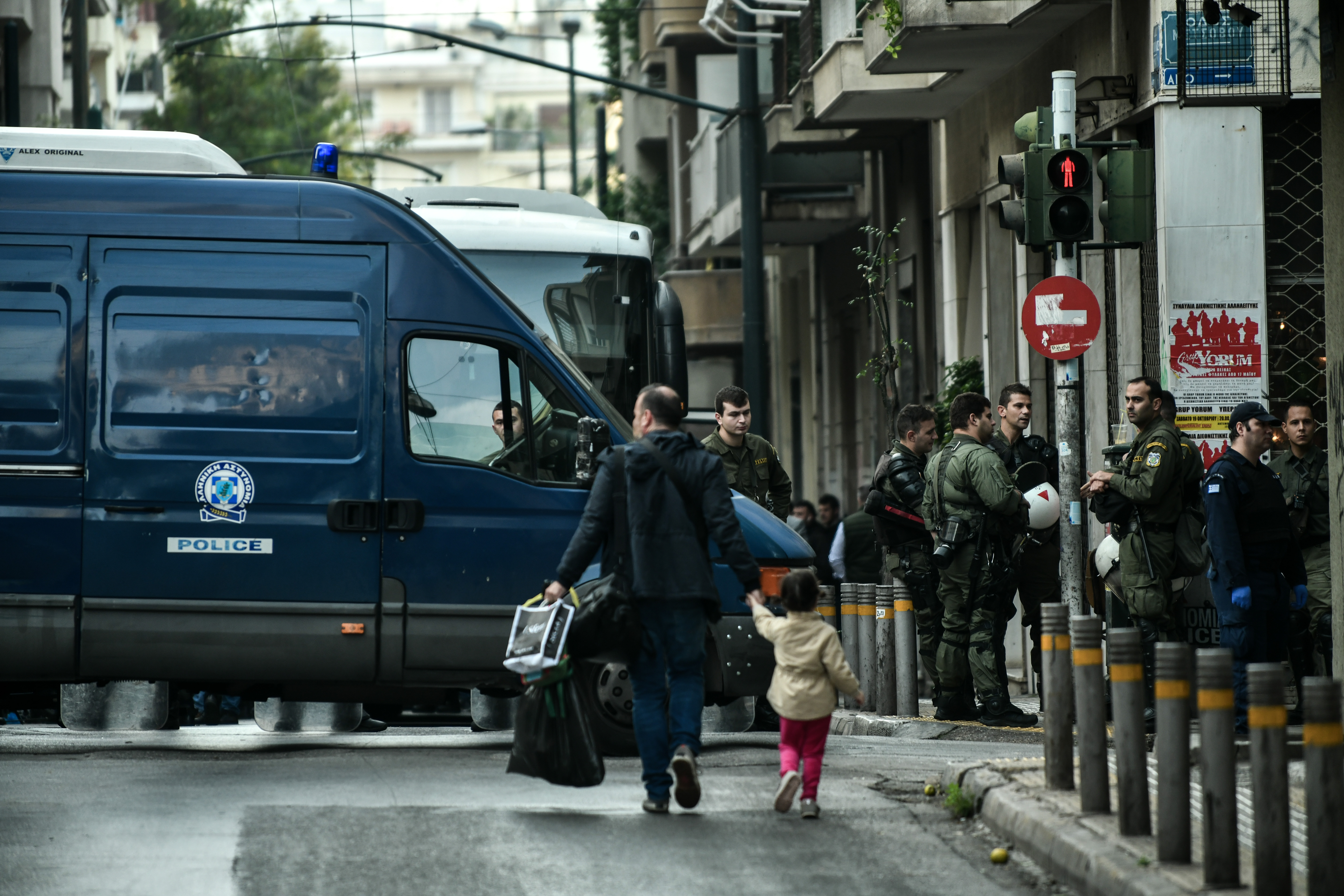 4951465.jpg Εκκένωση κατάληψης στα Εξάρχεια