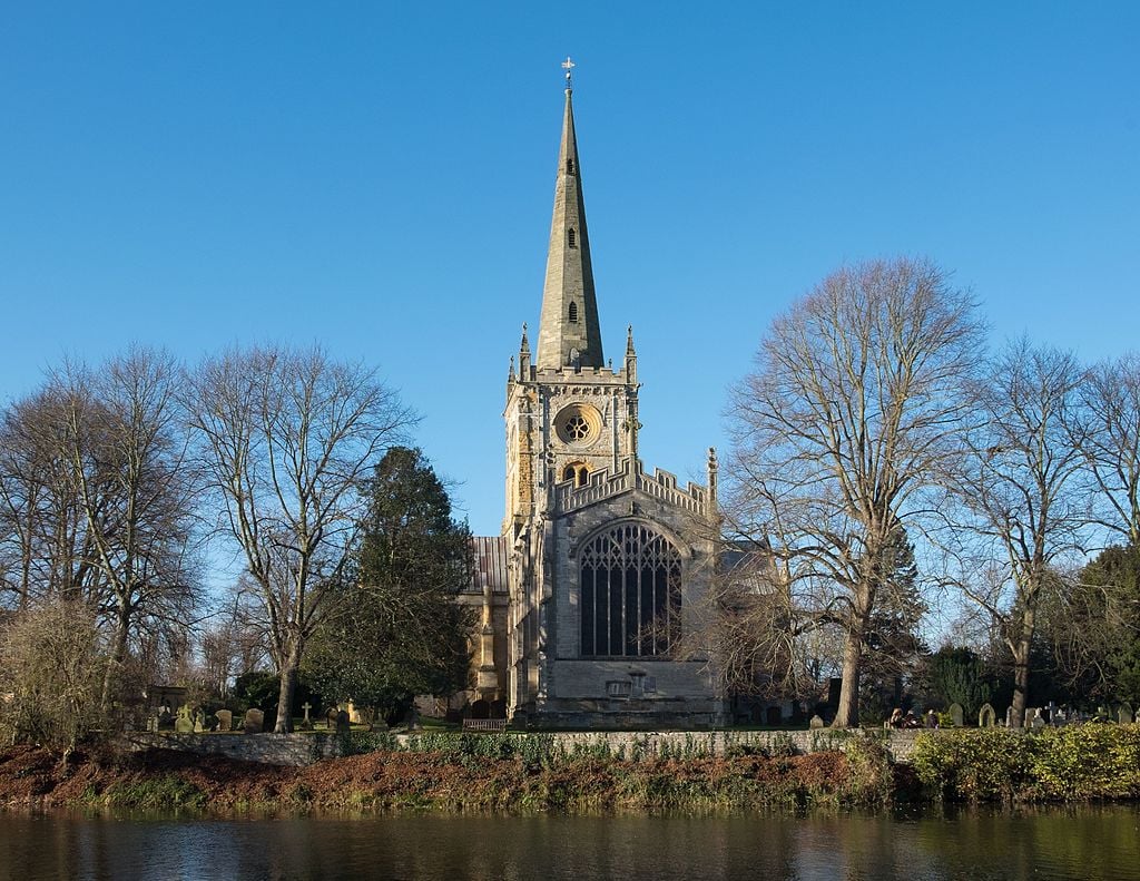 holy_trinity_church_stratford-upon-avon.jpg