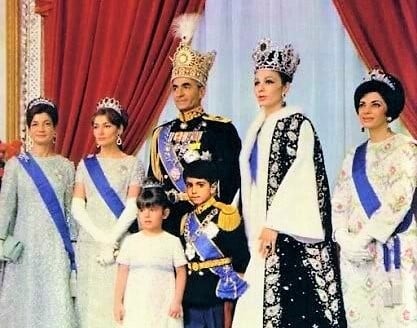 mohammad_pahlavi_coronation_cropped_version.jpg