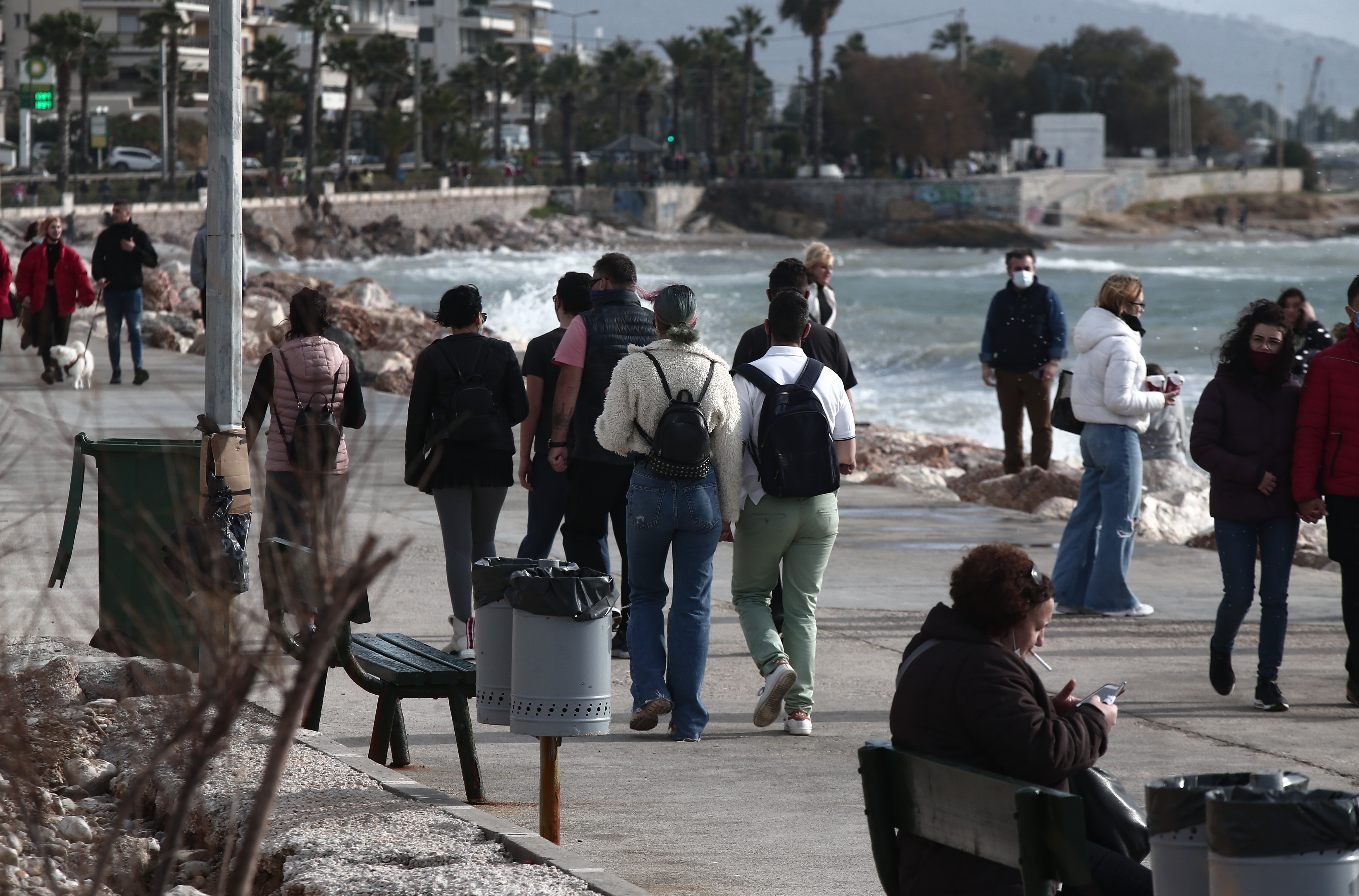 Μεγάλη κινητικότητα παρατηρείται στην παραλία του Παλαιού Φαλήρου